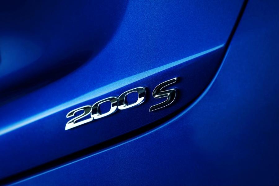  Chrysler 200 2015 года  (фото 83 из 207)